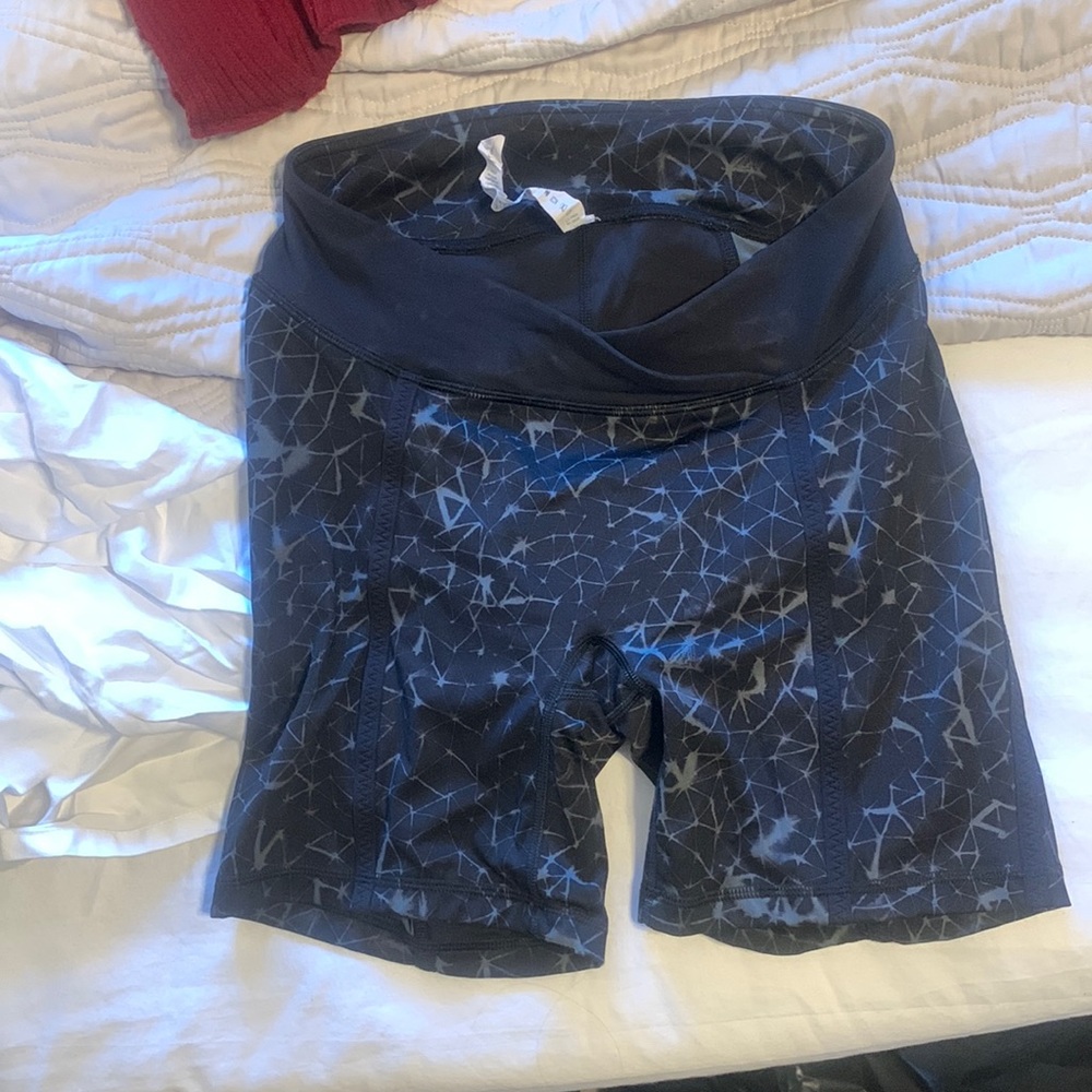 Lululemon cycling shorts